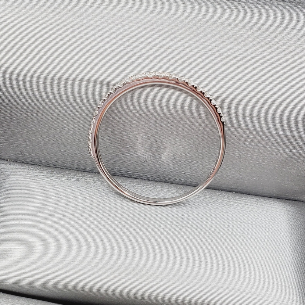 10k Solid White Gold Genuine Zircon Wedding Band Ring - Picture 2 of 5